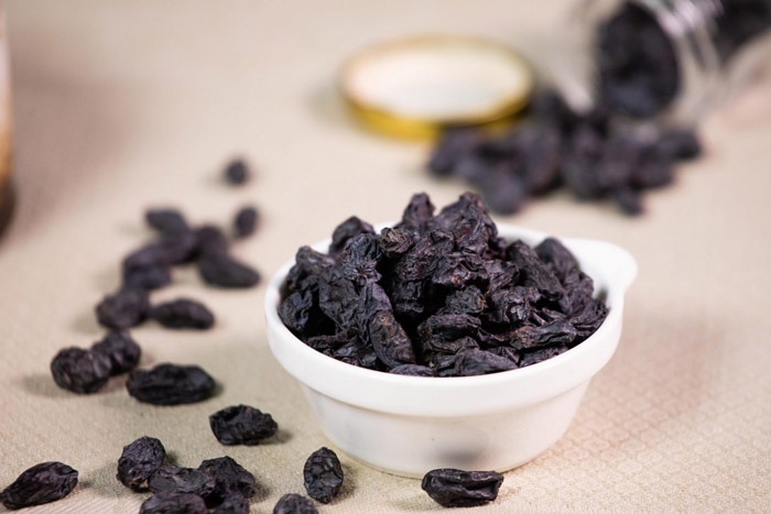 benefits of raisins